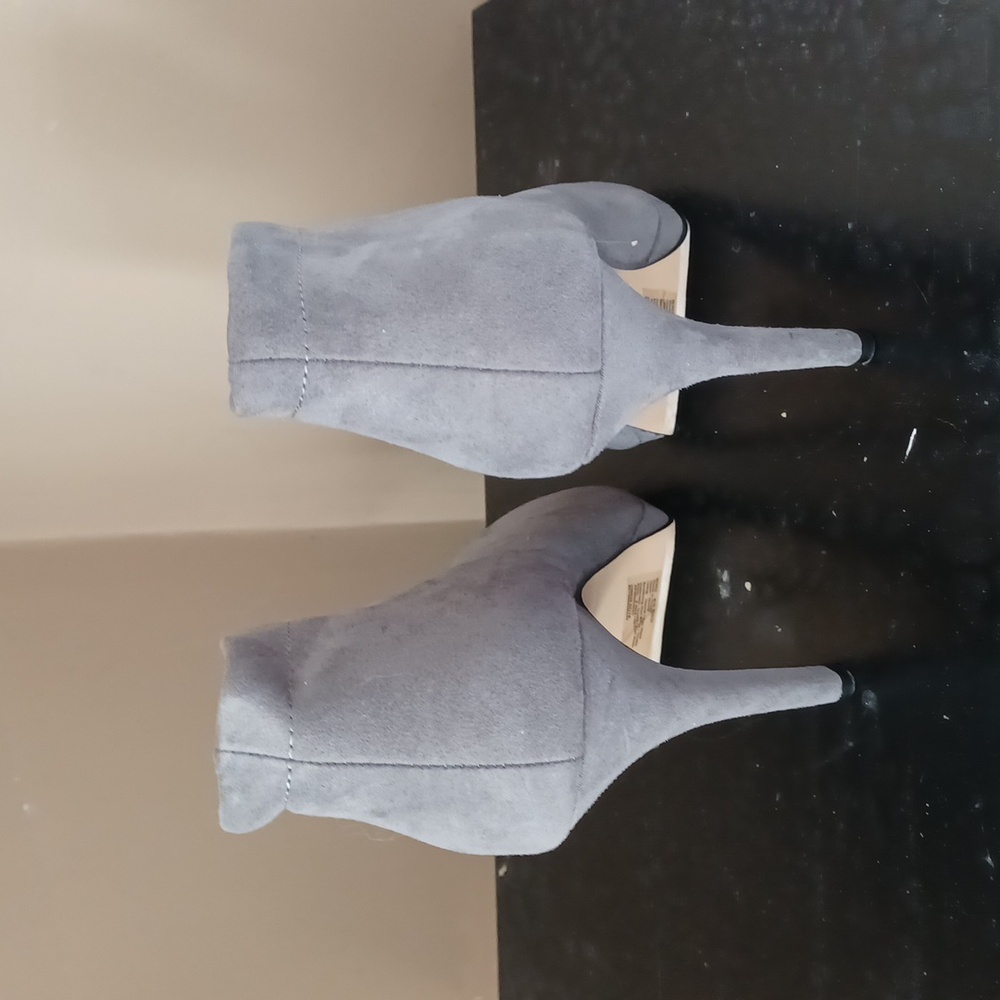 Apt 9 Grey Suede Shoes Size 8 1/2 Med New Never Worn - Picture 3 of 5